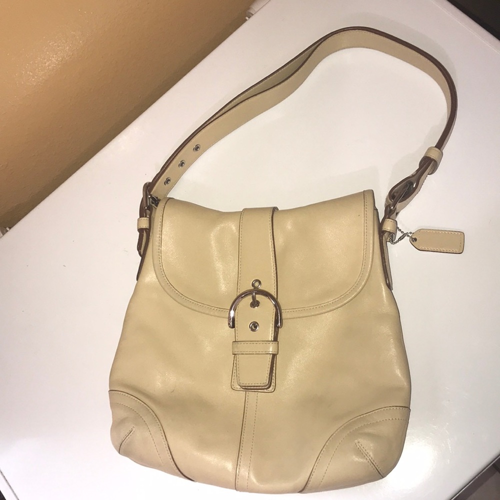 Shoulder coach purse